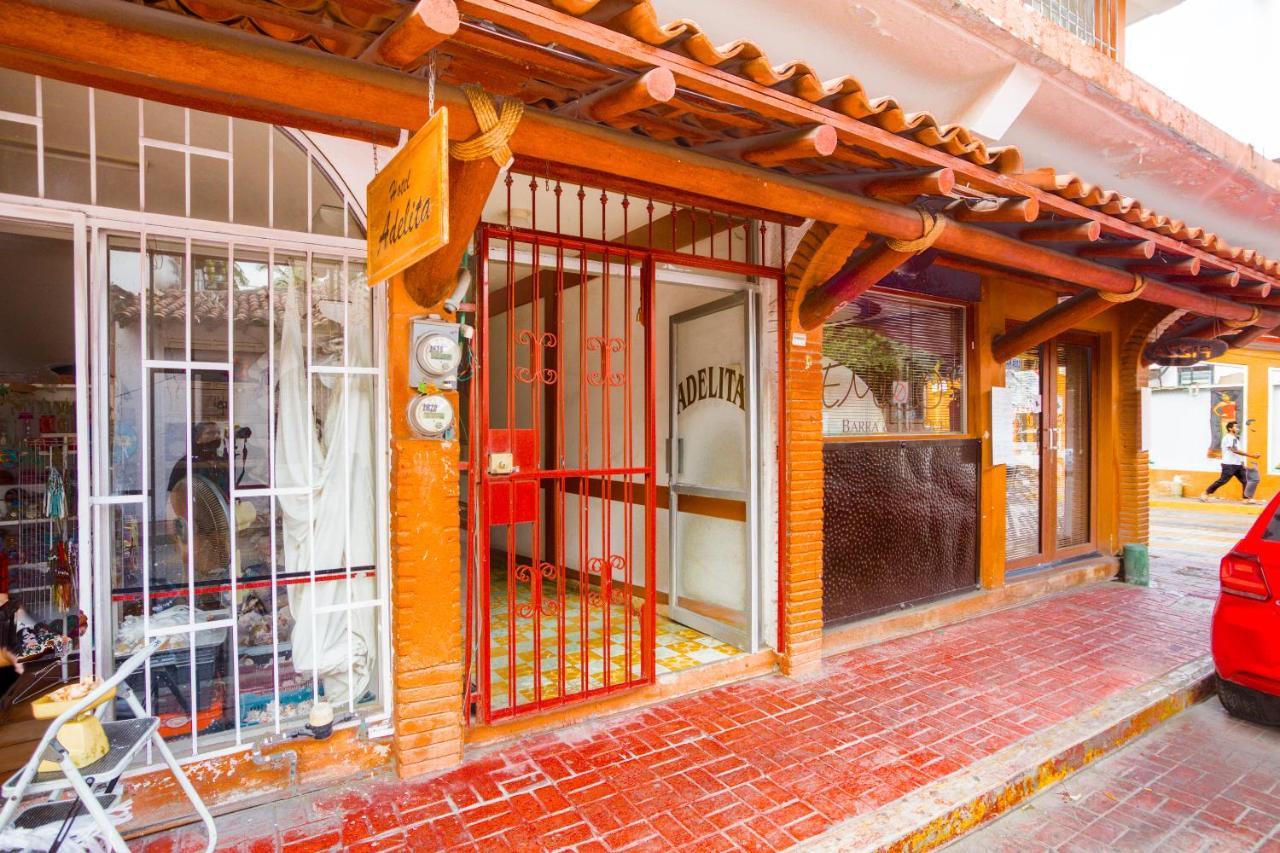 Hotel Adelita Сиуатанехо Экстерьер фото